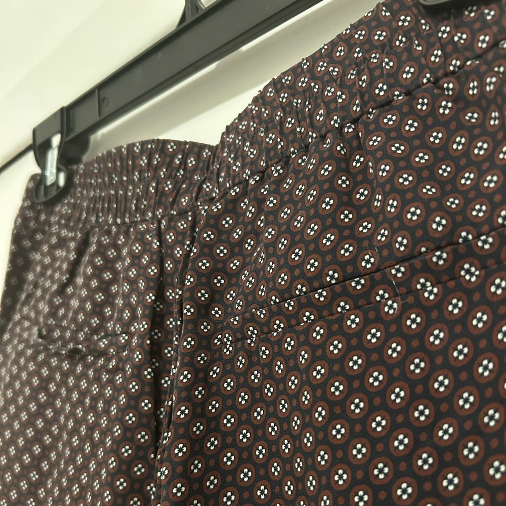 Theory Silk Patterned Pants - Picture 8 of 17